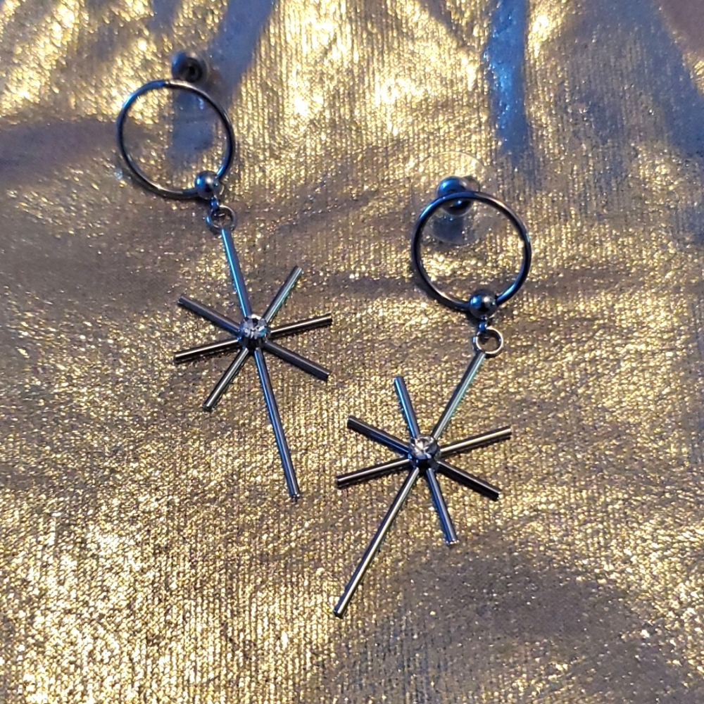 Starburst stud earrings